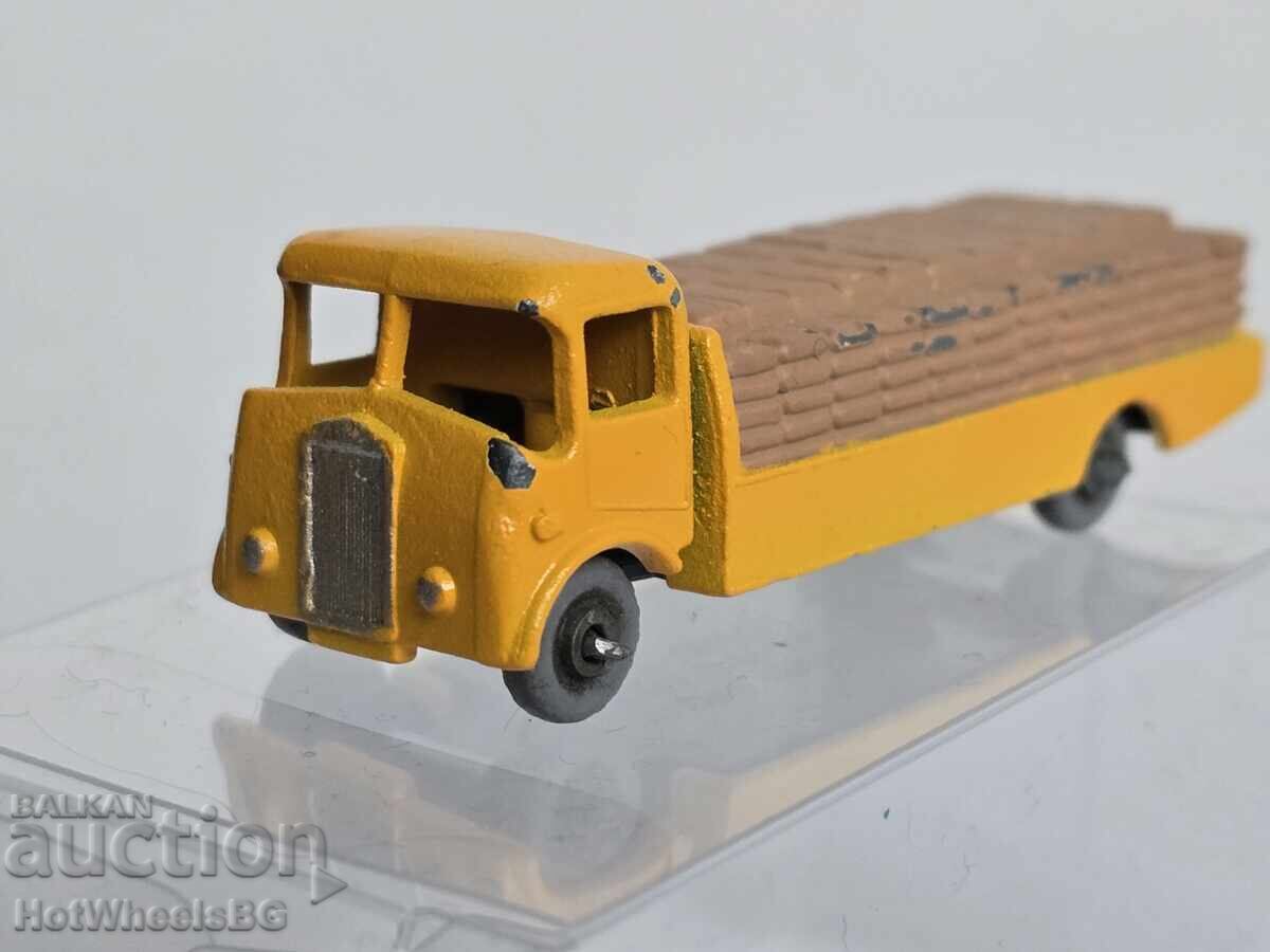 Auction  Matchbox LESNEY No. 51A Albion Chieftain 1958