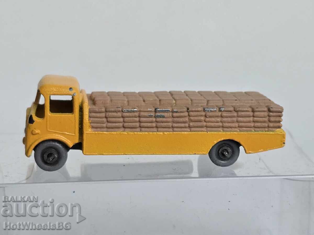 Matchbox LESNEY No. 51A Albion Chieftain 1958