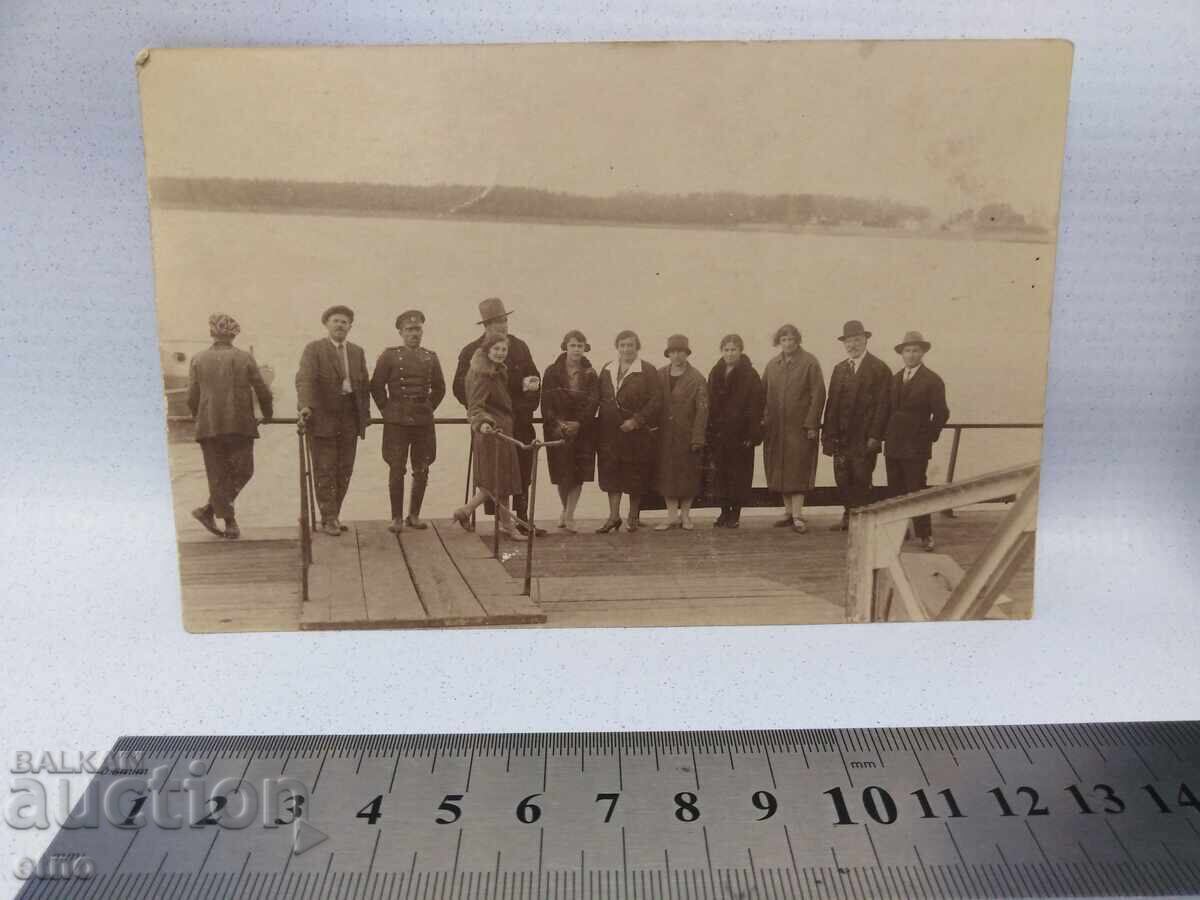 1928 г.ЦАРСКА СНИМКА Никопол,Дунав,стражар с цена 10.00 лв. | € 5.11