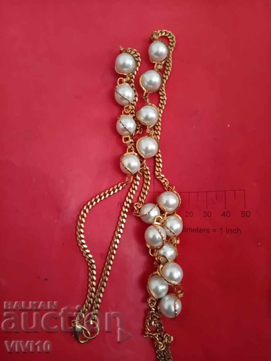 Antique pearl necklace
