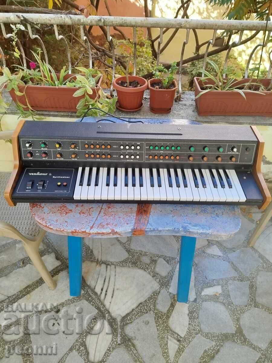 Συνθεσάιζερ Vermona