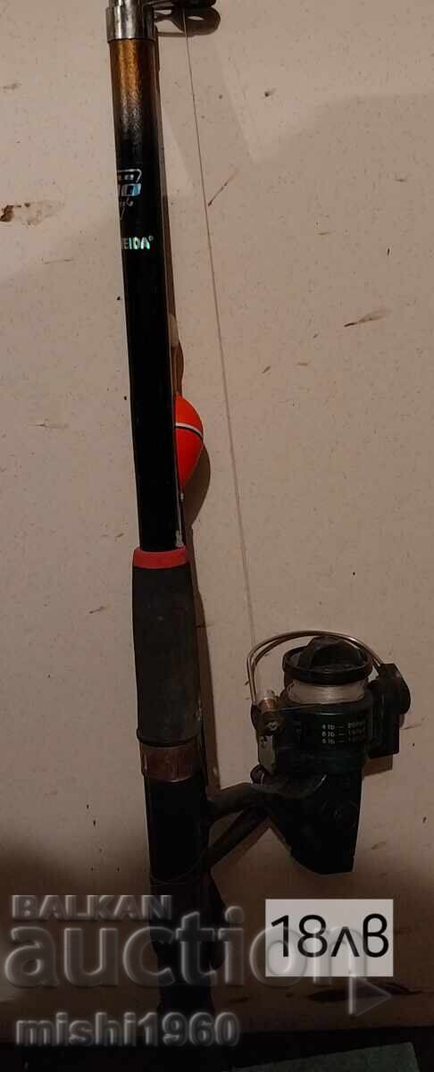 Παλιό καλάμι ψαρέματος με οδηγούς/2 Παλιό καλάμι ψαρέματος με οδηγούς/2