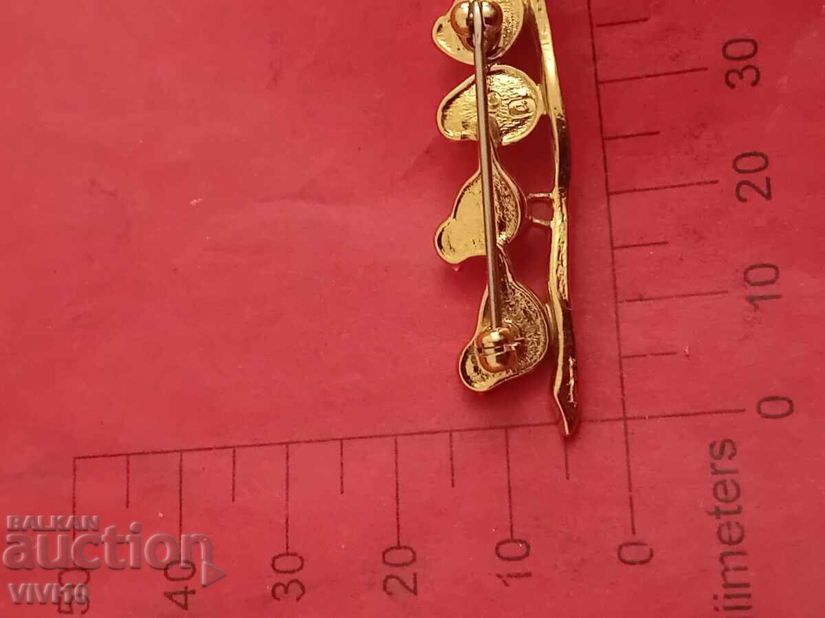 Antique brooch with stones with price € 15.34 | 30.00 BGN