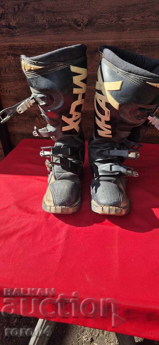 MOTOCROSS - BOCANCI - SKYWALK TOP 3 cu preț 95.00 BGN | € 48.57