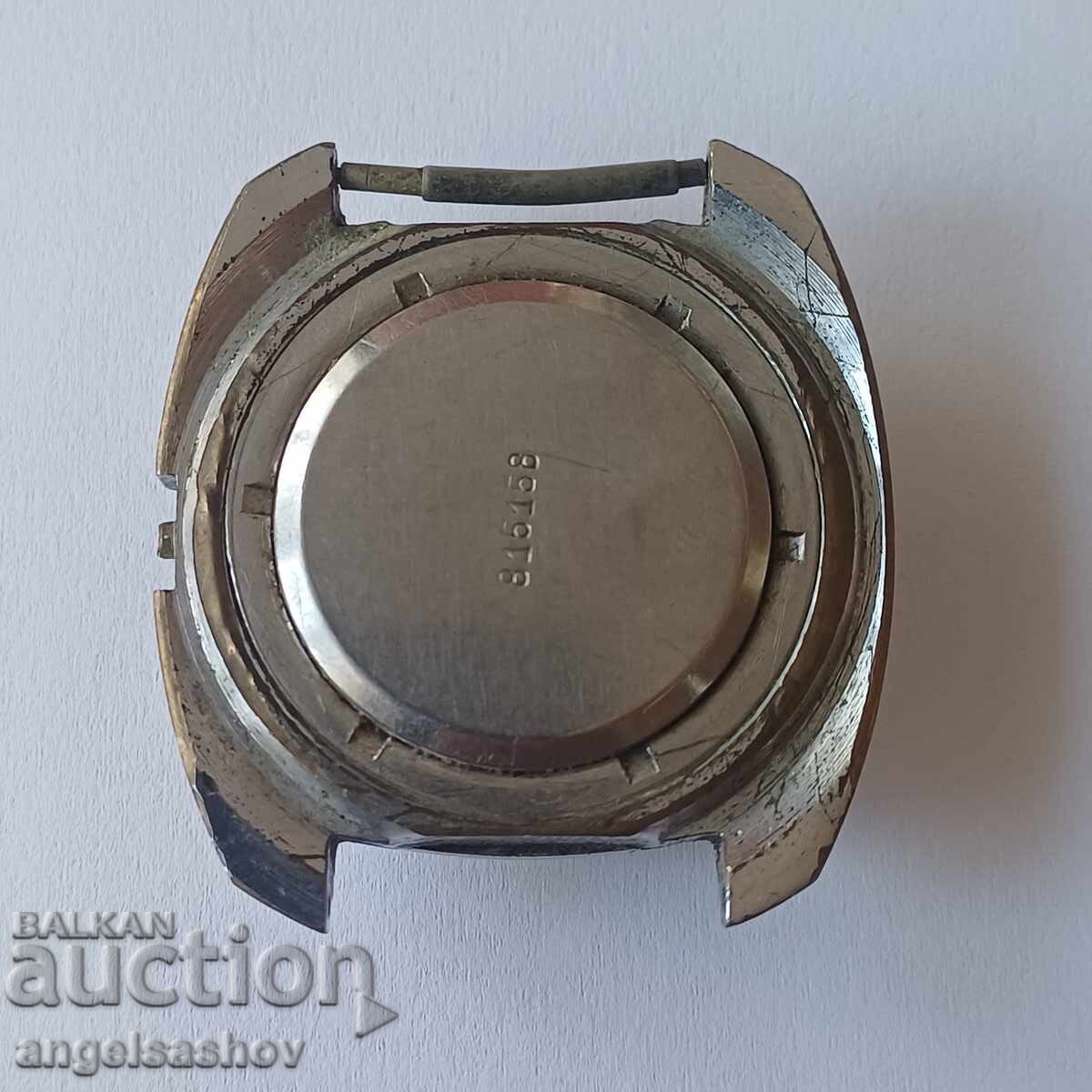 Ρολόι με τιμή € 2.80 | 5.48 BGN