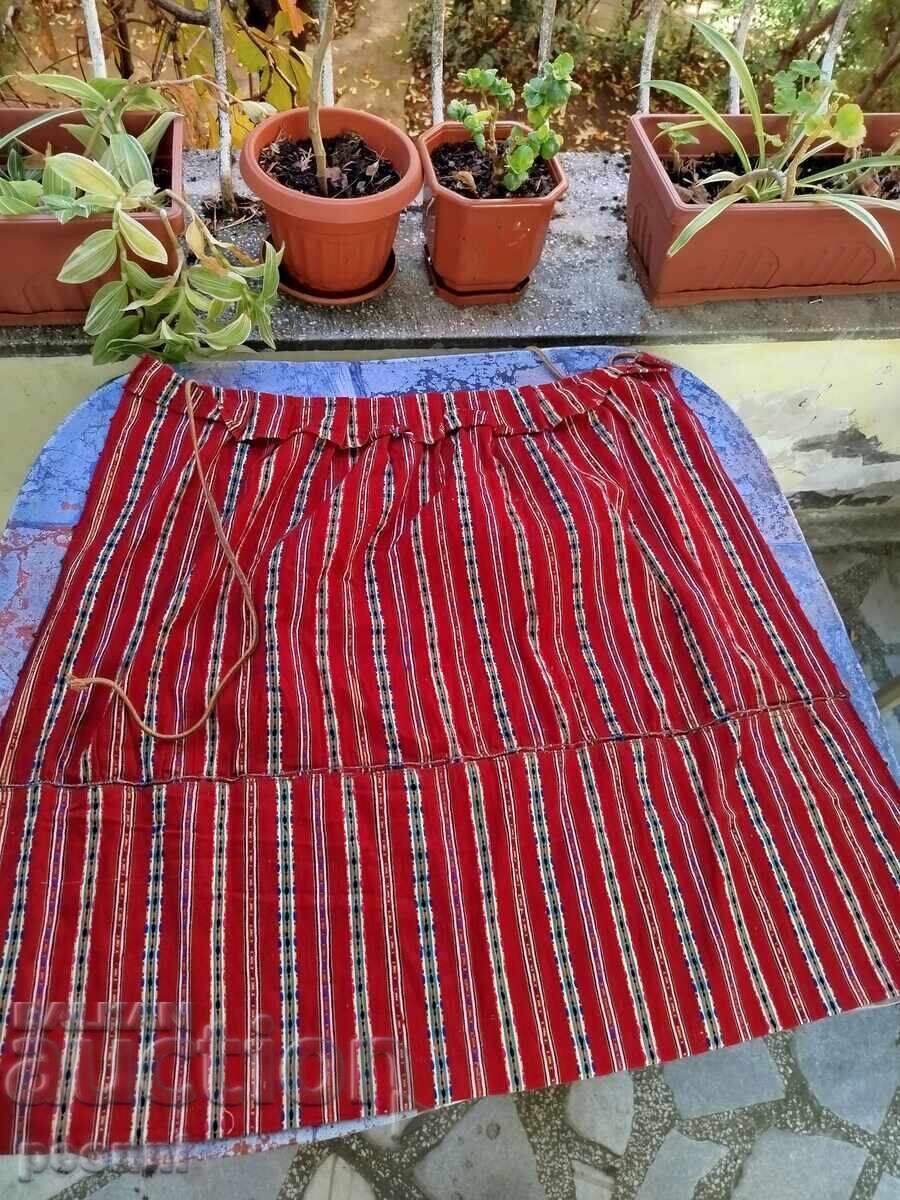 Licitație Costum șorț Licitație Costum șorț