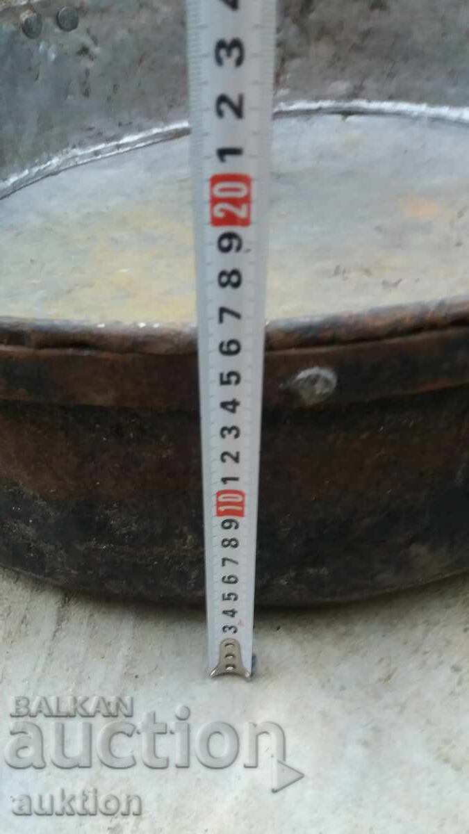 ΠΑΛΙΟ ΜΕΓΑΛΟ ΤΑΨΙ ΓΙΑ ΛΟΥΤΕΝΙΤΣΑ, ΑΡΝΙ ΚΑΙ ΑΛΛΑ - ΣΙΔΕΡΕΝΙΟ - 6