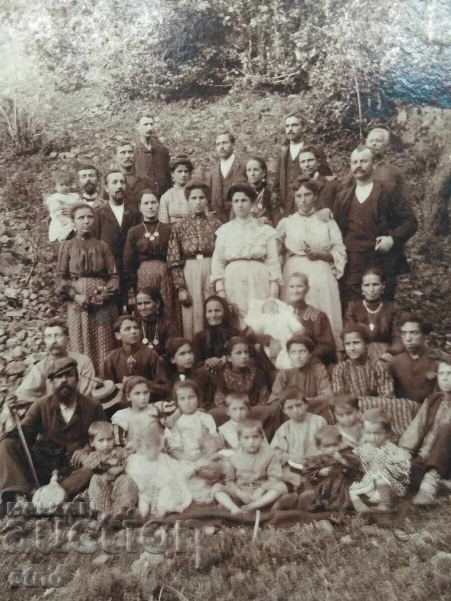 ETROPOLE, FOTOGRAFIE REGALĂ PE CARTON ETROPOLE, FOTOGRAFIE REGALĂ PE CARTON