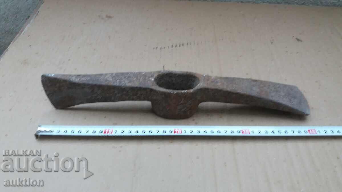 ОТЛИЧНА КИРКА - БРАДВА ОТЛИЧНА КИРКА - БРАДВА