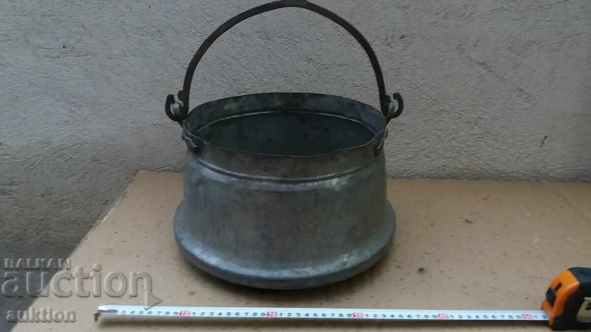 Εξαιρετικό σφυρήλατο αναγεννησιακό χάλκινο δοχείο, χαλκός - μεγάλο - 8 λίτρα με τιμή 69.99 BGN | € 35.79