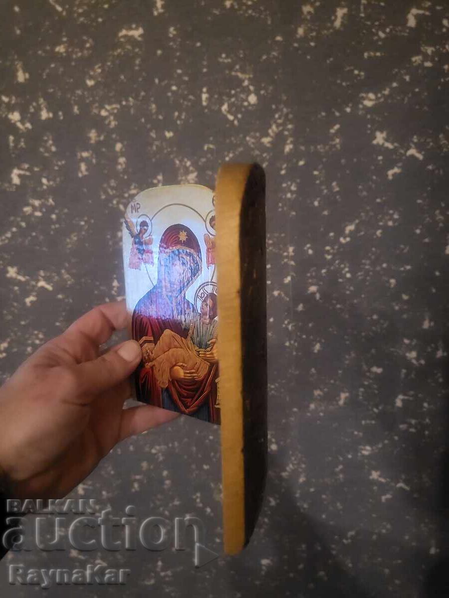 Παράδοση Πλακέτα με ξυλόγλυπτο εξωτερικά και δύο εικόνες εσωτερικά