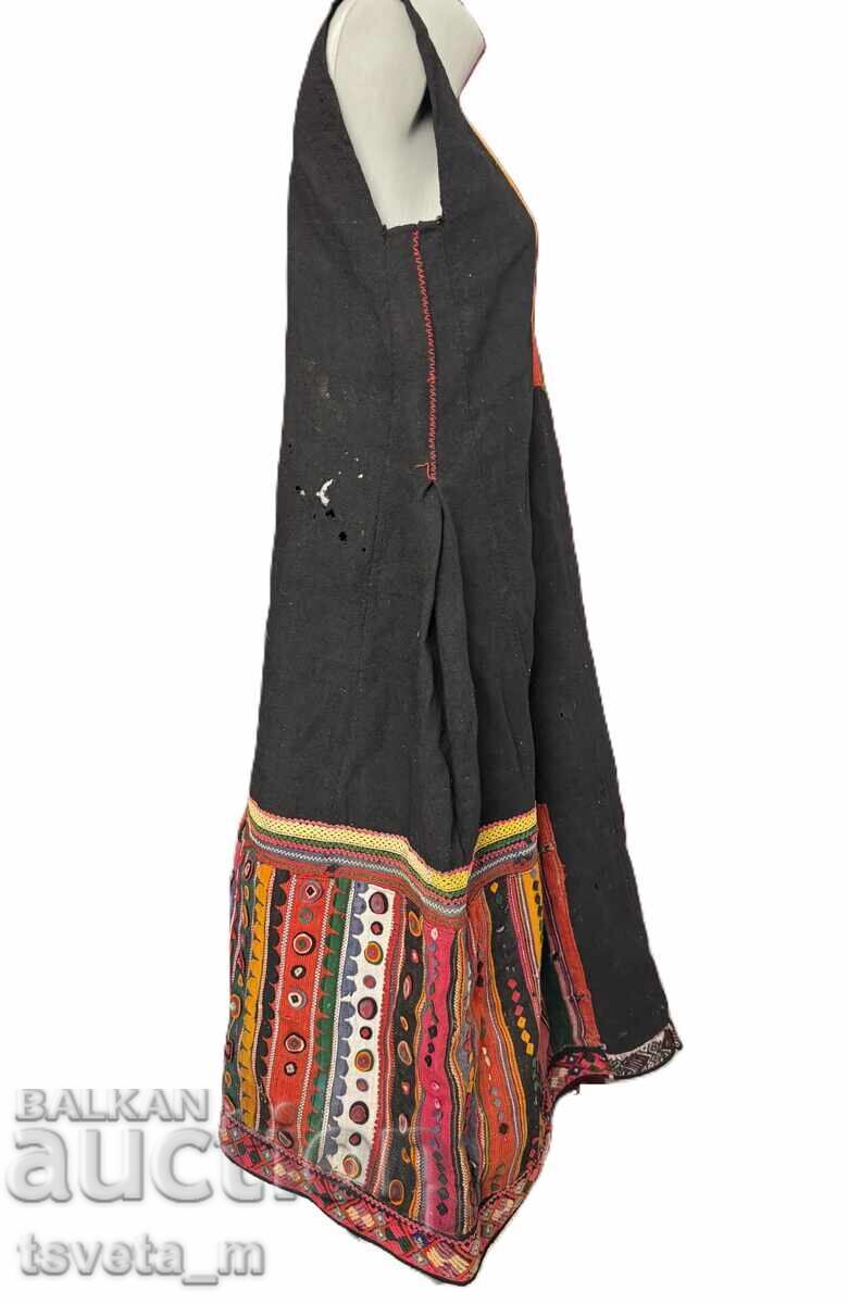 Доставка на Женски вълнен сукман  народна носия