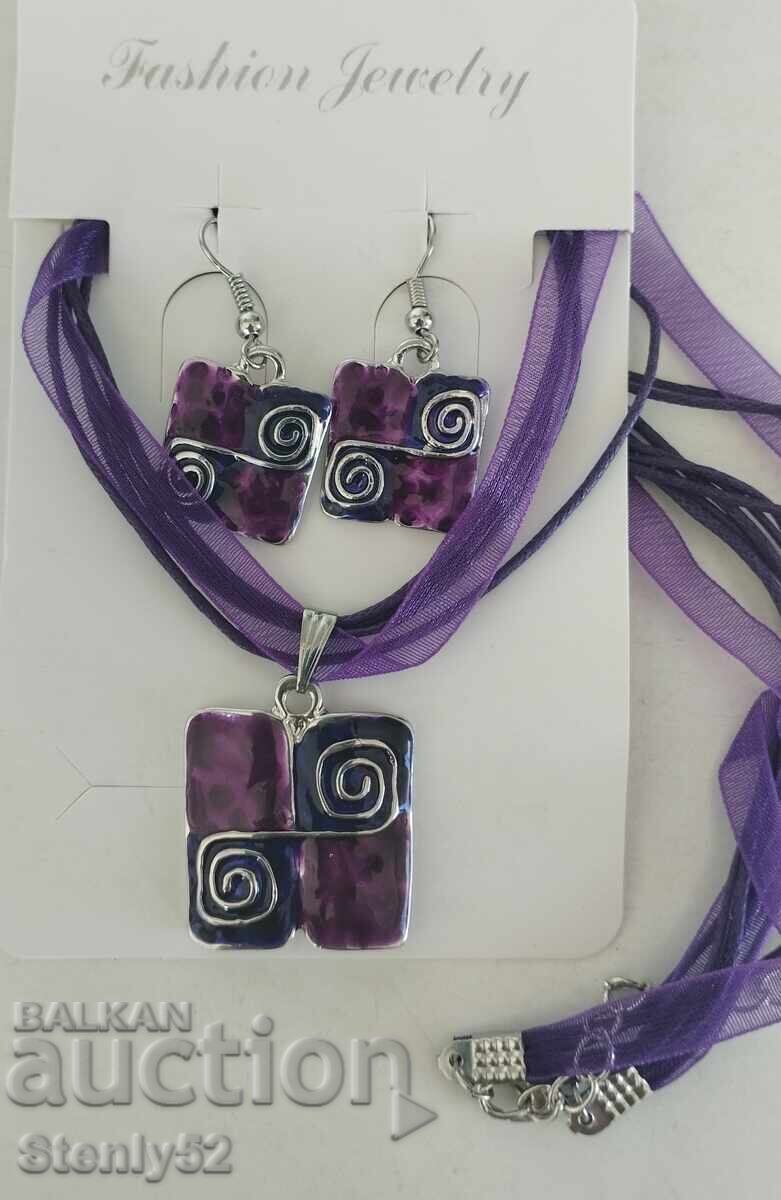 Pendant with earrings and silk cord