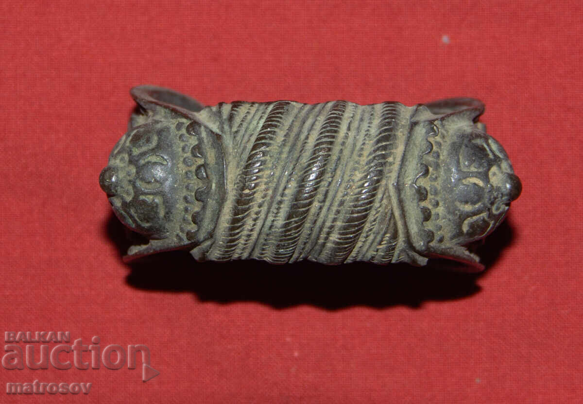 Brățară veche tradițională din bronz, bijuterie, cataramă