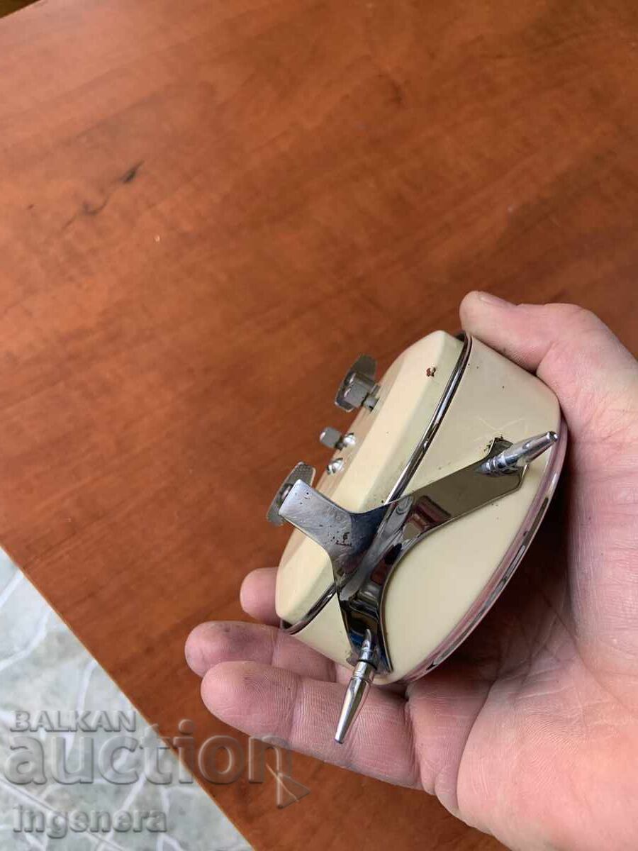 TABLE CLOCK ALARM CLOCK MECHANICAL WORKS RINGS - 6