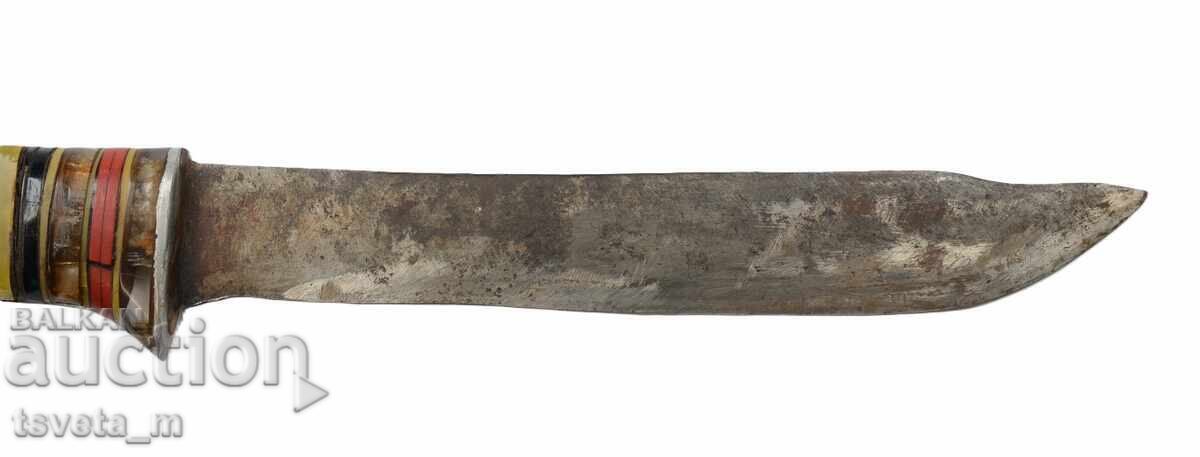 Livrarea Cuțit vechi mare cu teacă