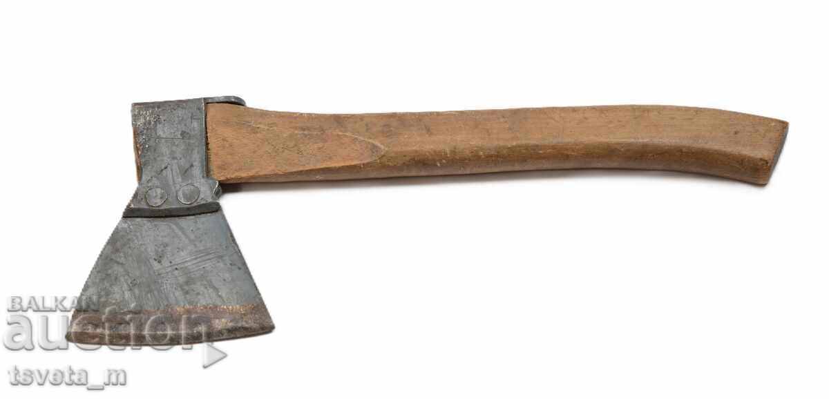 Брадва за една ръка, брадвичка