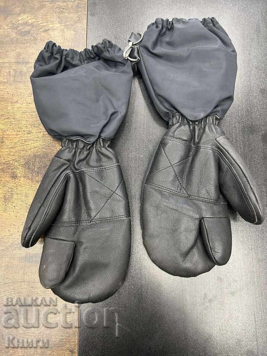 Δημοπρασία Χειμερινά γάντια