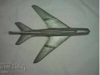 Old Metal Airplane, Airplane