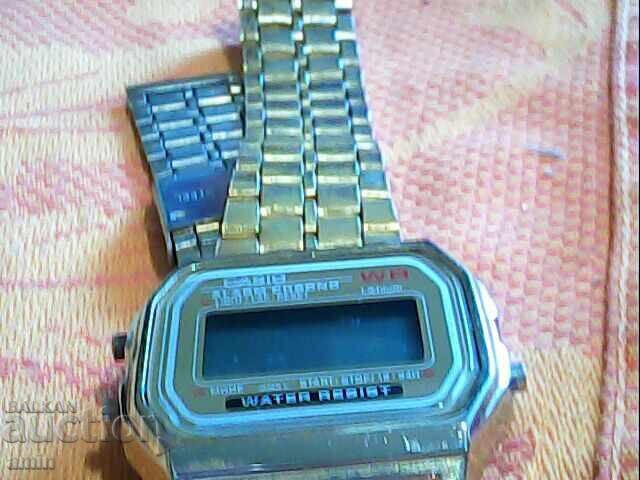 Ceas Casio original, nu are baterie, nou-nouț cu preț 25.00 BGN | € 12.78 Ceas Casio original, nu are baterie, nou-nouț cu preț 25.00 BGN | € 12.78