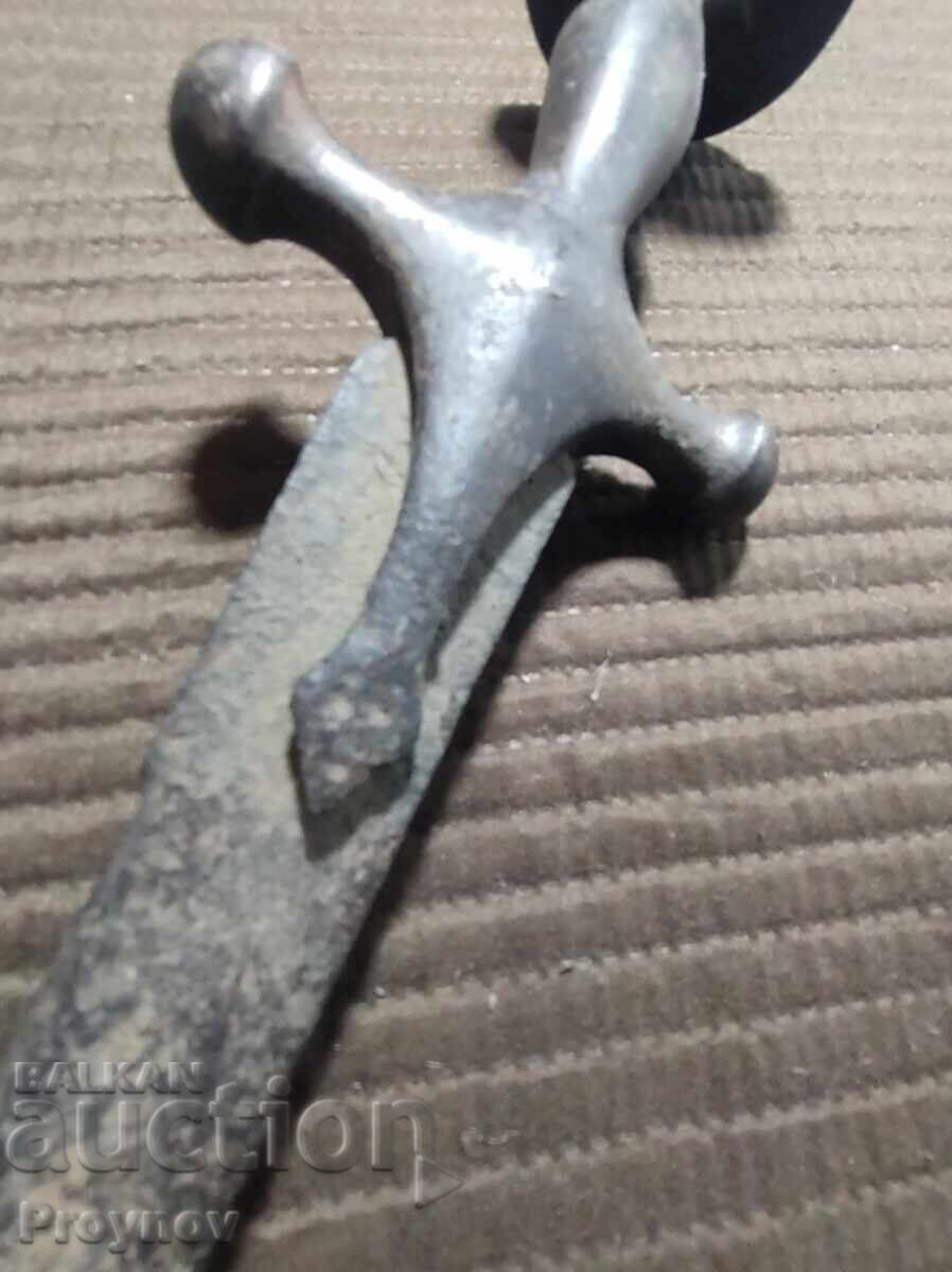 Sabie de luptă foarte veche, în stare de relicvă - 6