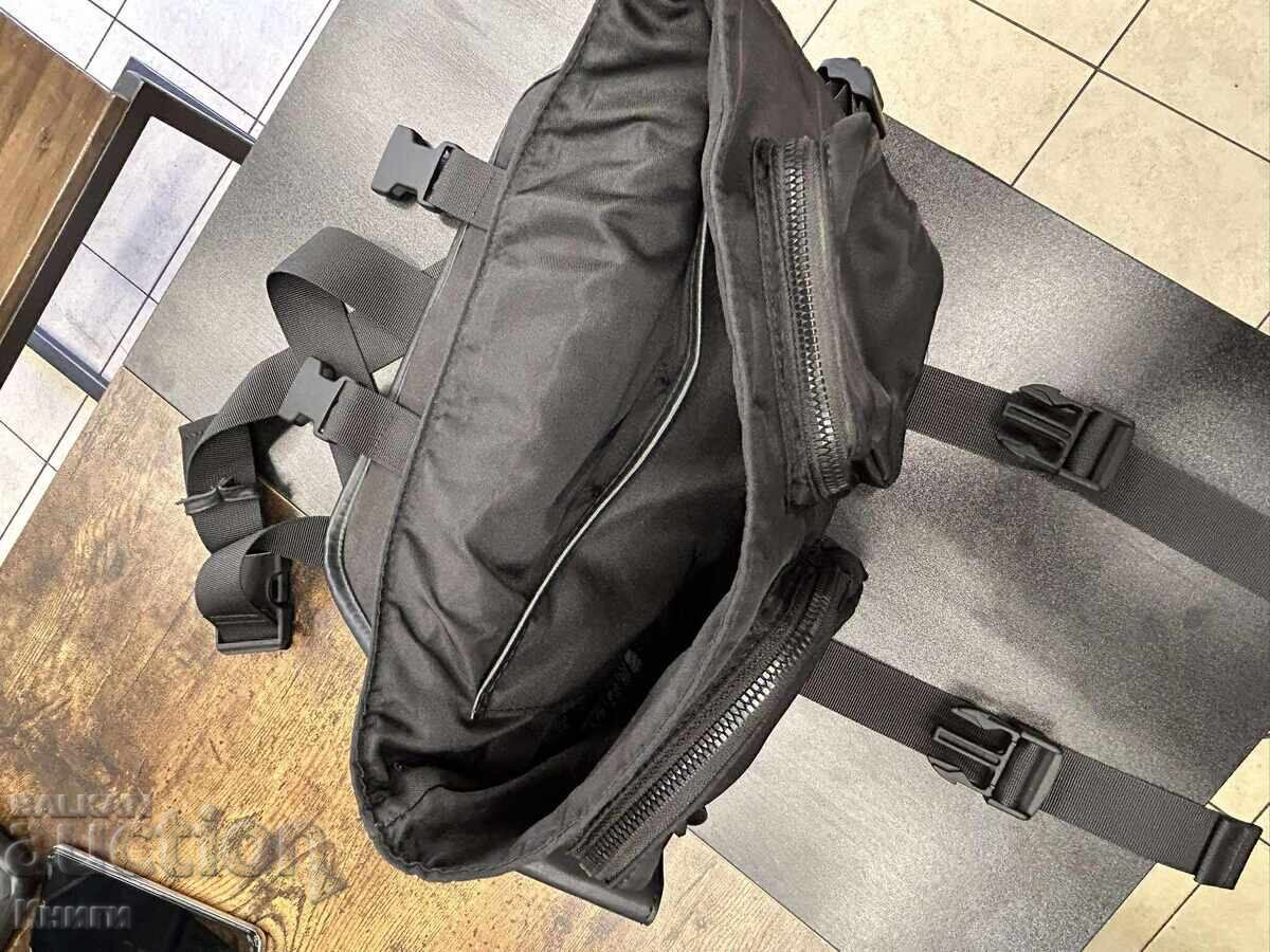 Geantă tactică cu preț € 30.68 | 60.00 BGN Geantă tactică cu preț € 30.68 | 60.00 BGN