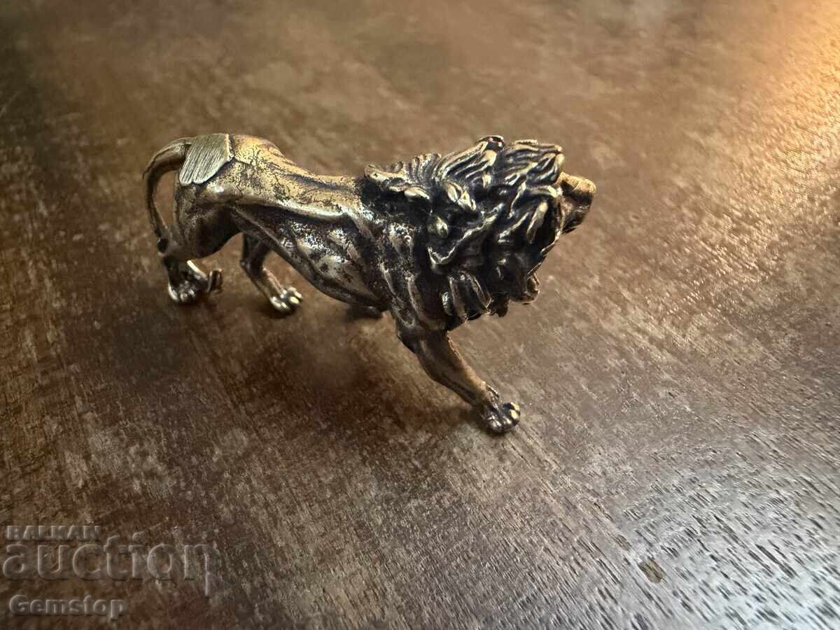 ΒΖΤ! 22 γραμμάρια στυλιζαρισμένο μπρούτζινο ειδώλιο λιονταριού από 1 st! με τιμή 6.50 BGN | € 3.32 ΒΖΤ! 22 γραμμάρια στυλιζαρισμένο μπρούτζινο ειδώλιο λιονταριού από 1 st! με τιμή 6.50 BGN | € 3.32