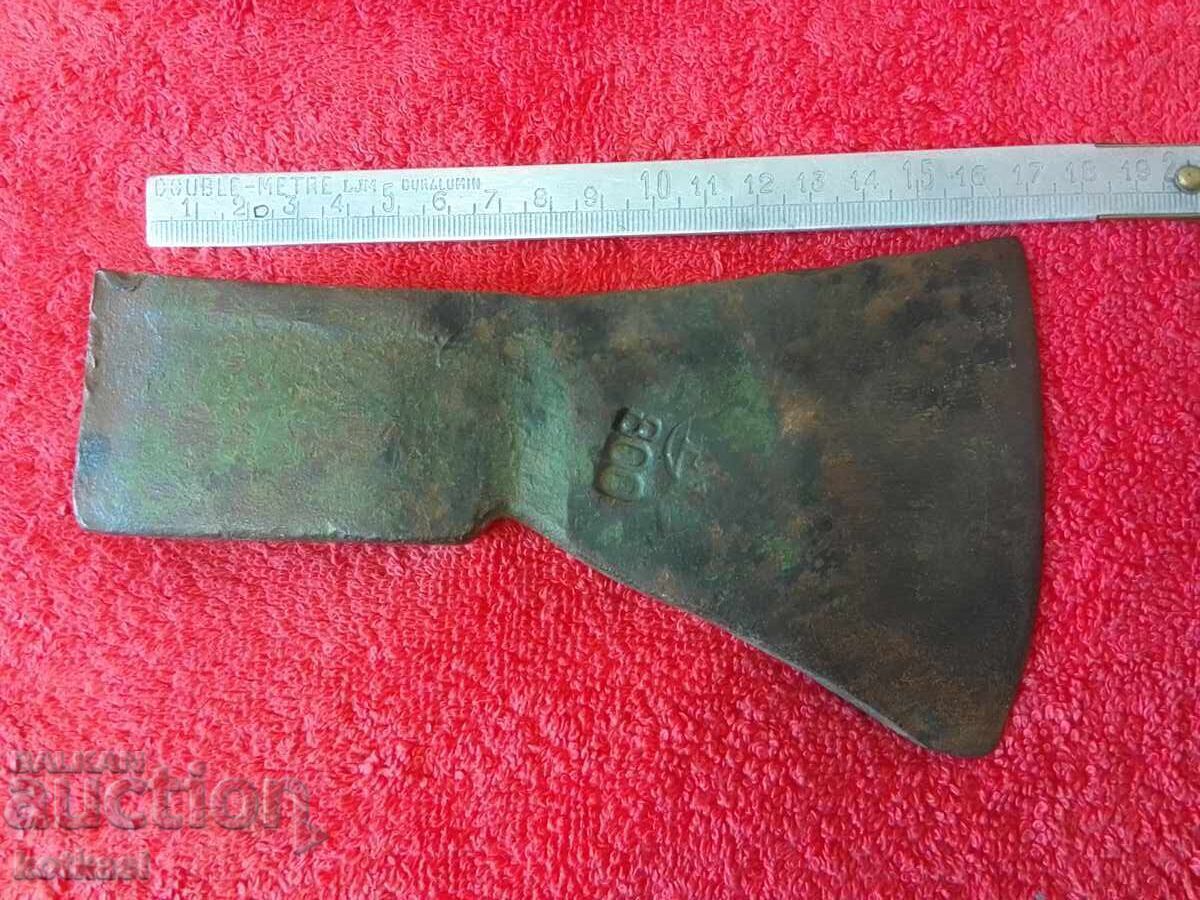Old metal Axe Hatchet marked Germany 876 grams