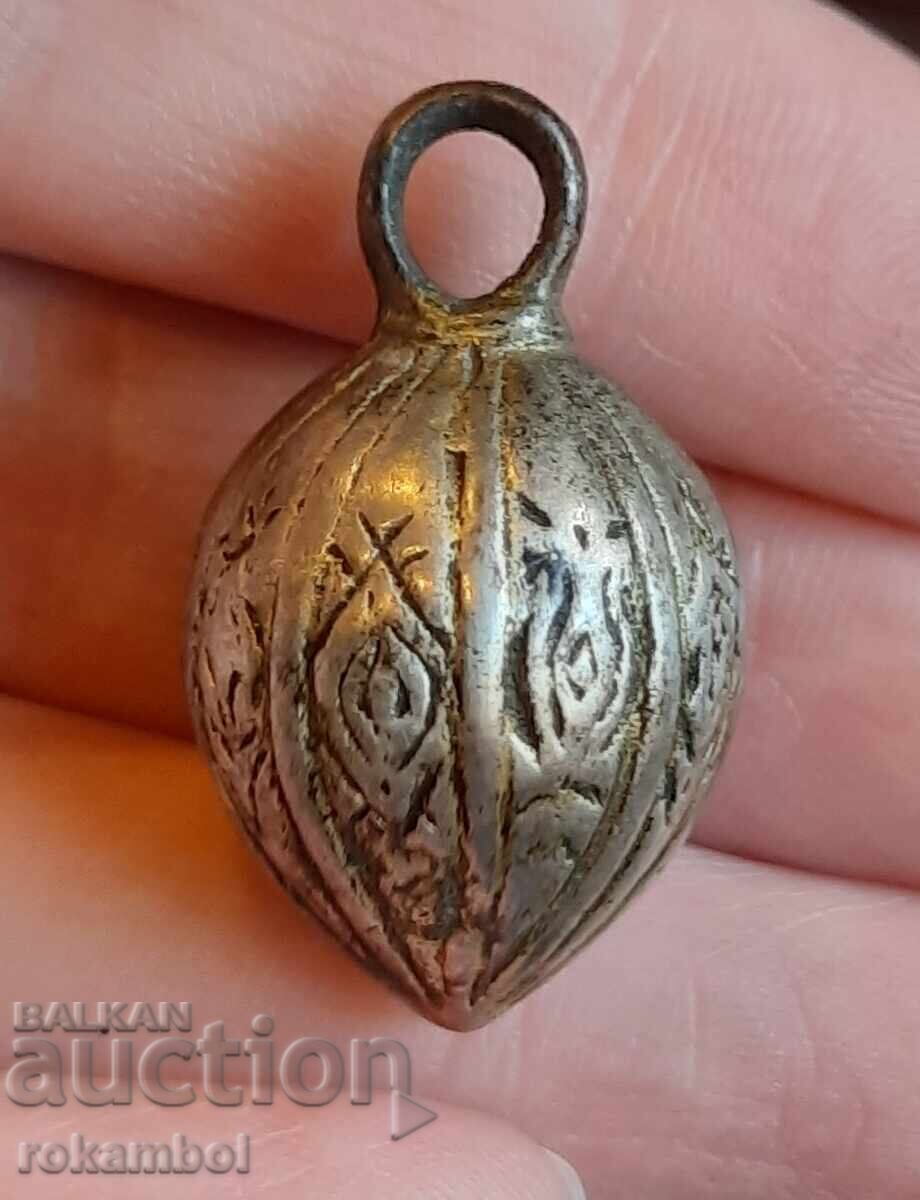 Παλαιό ασημένιο κουμπί/ λεγόμενο τσαρικό/ Παλαιό ασημένιο κουμπί/ λεγόμενο τσαρικό/