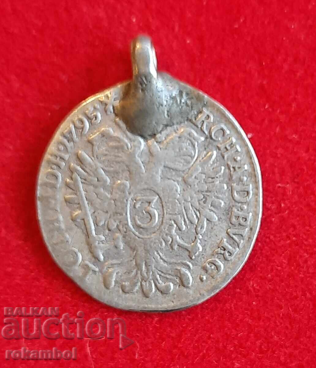 Стара сребърна монета за накит