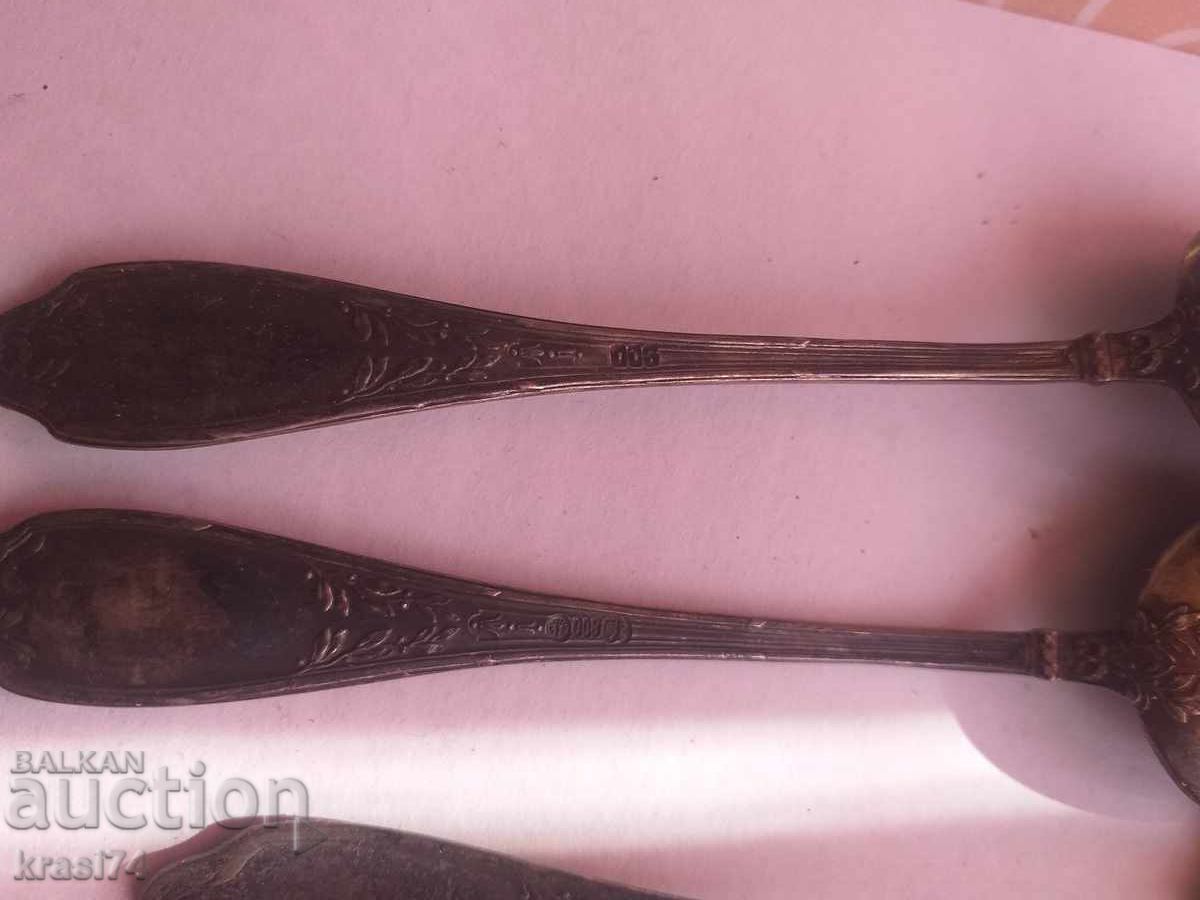 Silver spoons with price 420.00 BGN | € 214.74 Silver spoons with price 420.00 BGN | € 214.74