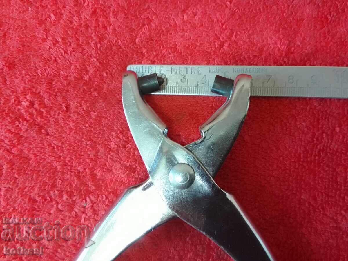 Vechi instrument metalic Germania cu preț € 13.50 | 26.40 BGN