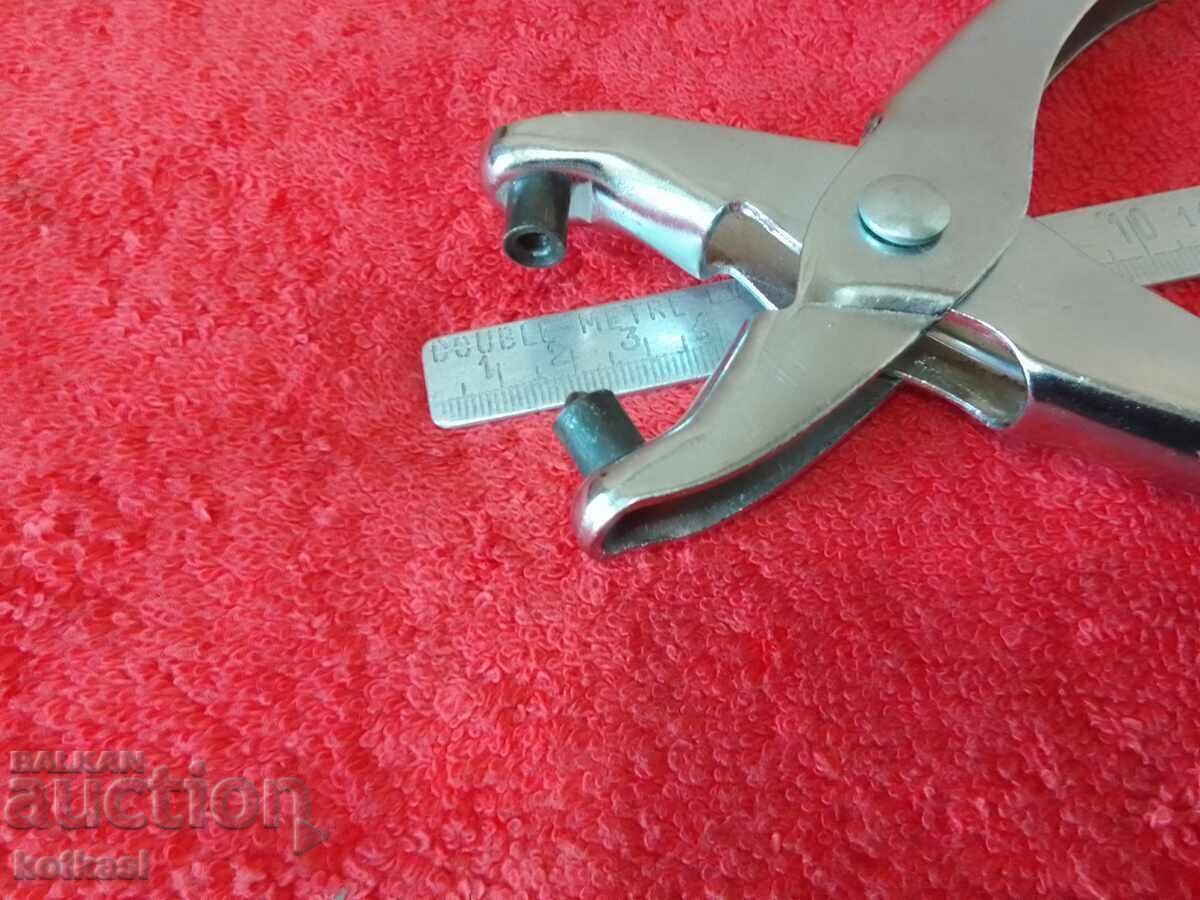 Δημοπρασία Παλιό μεταλλικό εργαλείο Γερμανίας