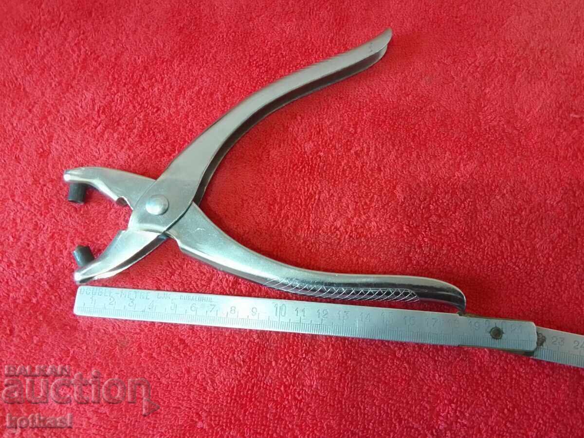 Vechi instrument metalic Germania