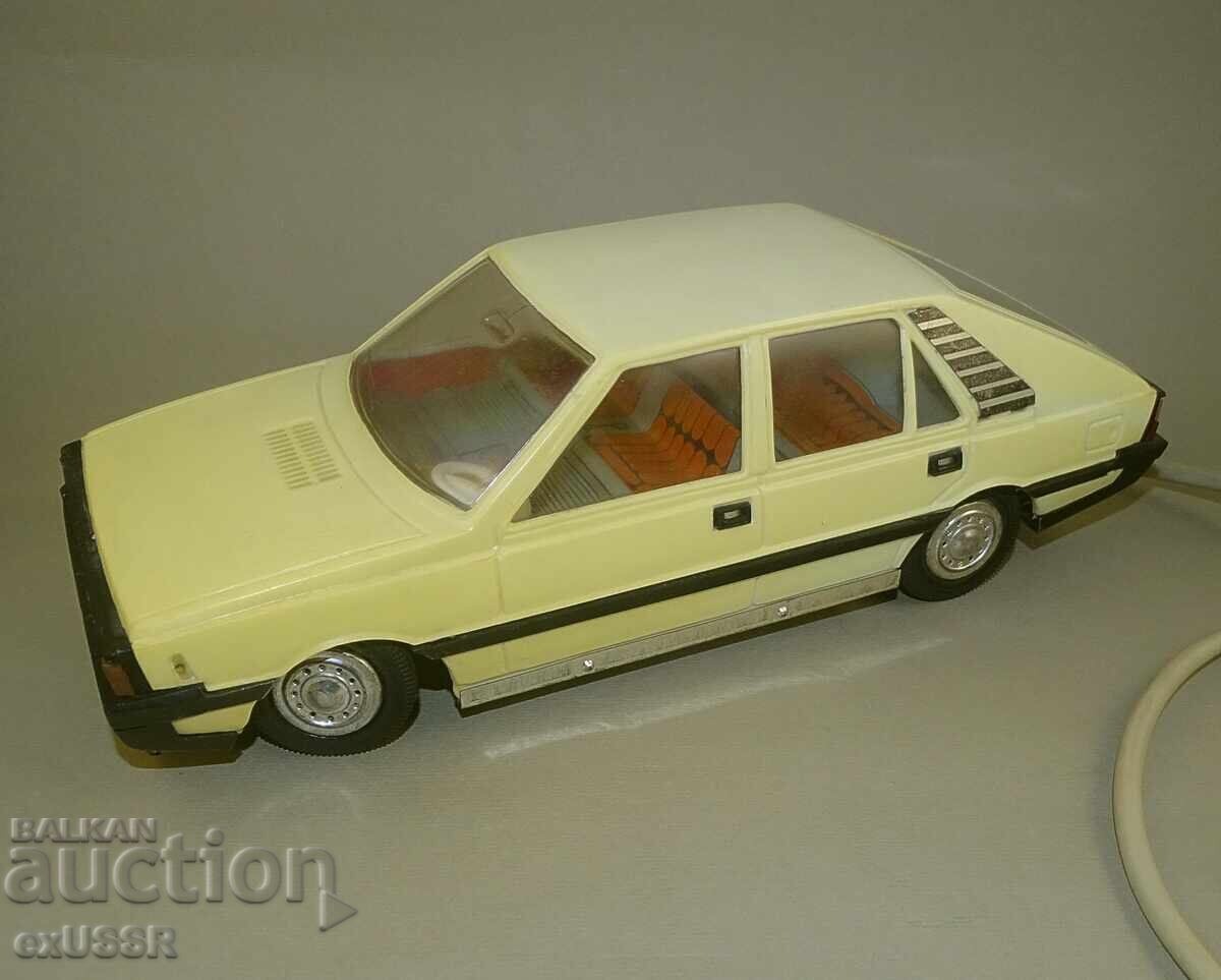 Old toy car Polonez FSO Polonez with battery with price € 102.26 | 200.00 BGN