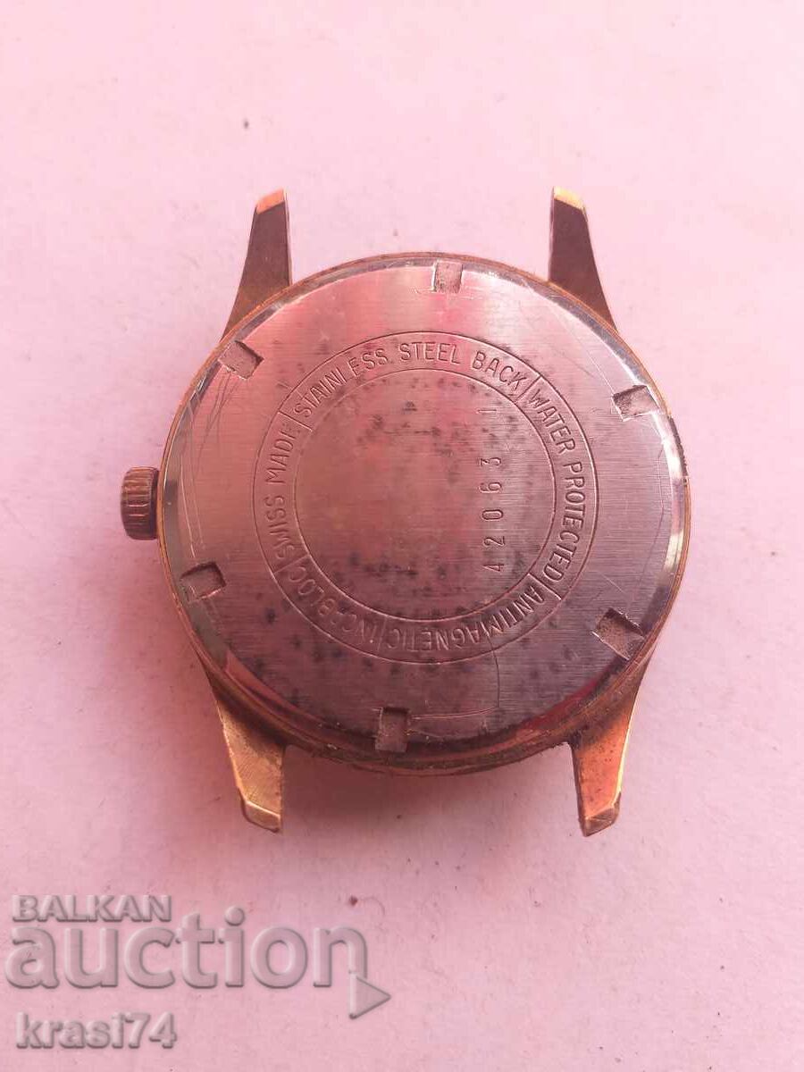 Gold plated watch with price 50.00 BGN | € 25.56 Gold plated watch with price 50.00 BGN | € 25.56