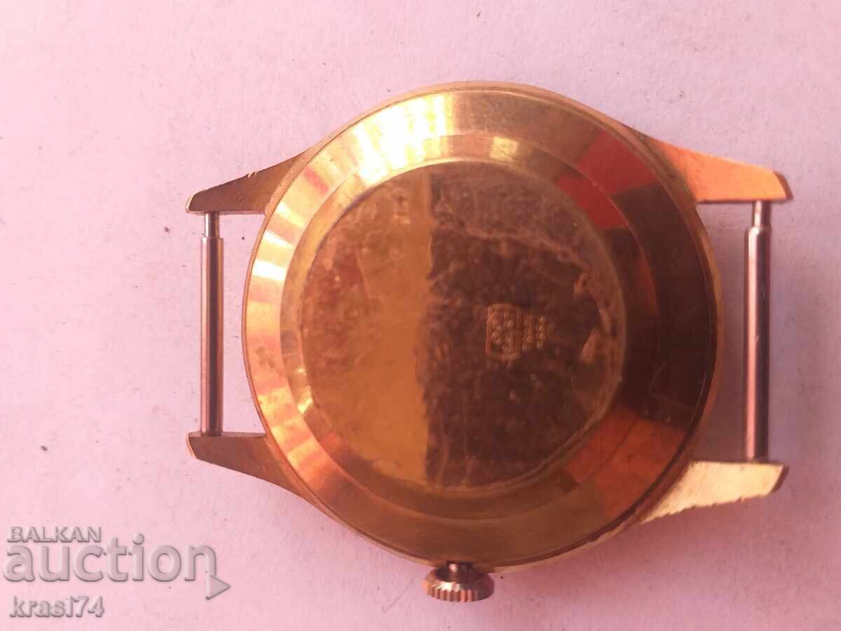 Позлатен часовник с цена 70.00 лв. | € 35.79