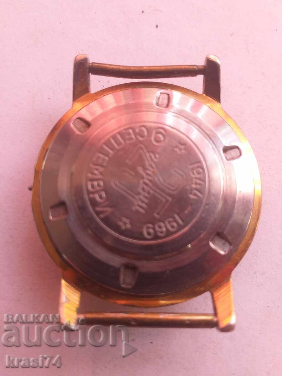 Gold plated watch with price 74.00 BGN | € 37.84 Gold plated watch with price 74.00 BGN | € 37.84