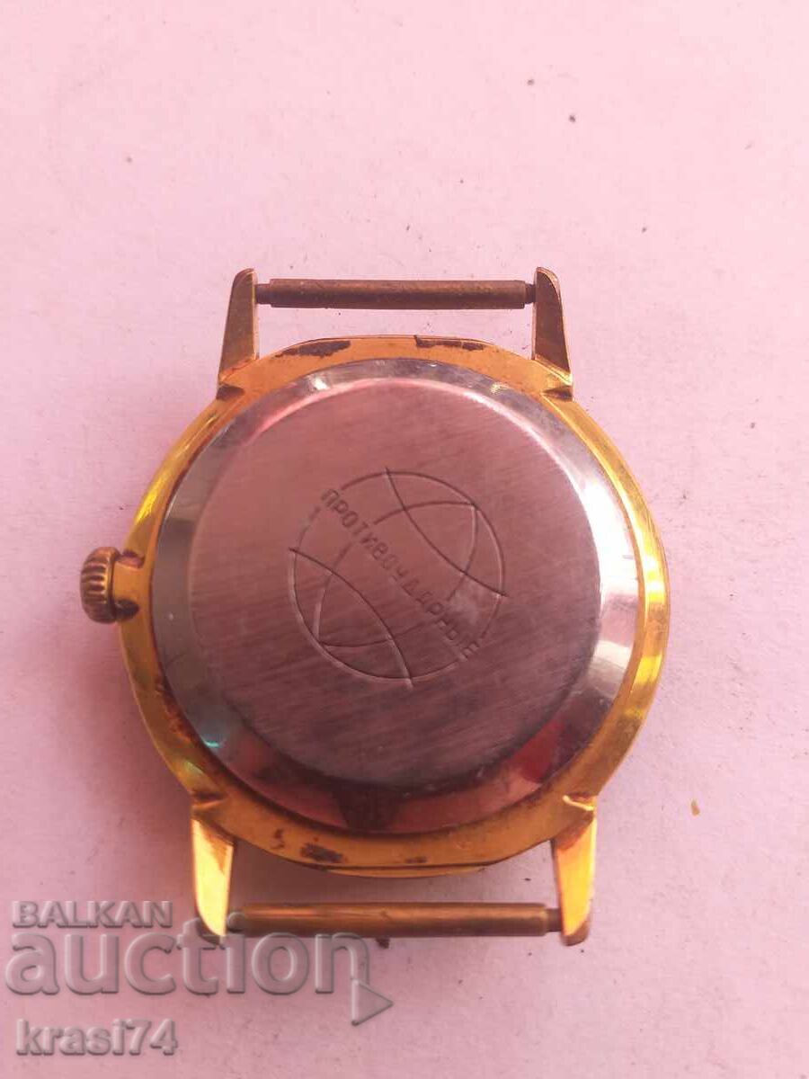 Gold plated watch with price 70.00 BGN | € 35.79 Gold plated watch with price 70.00 BGN | € 35.79