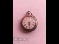 Ceas de buzunar din argint, placat cu aur
