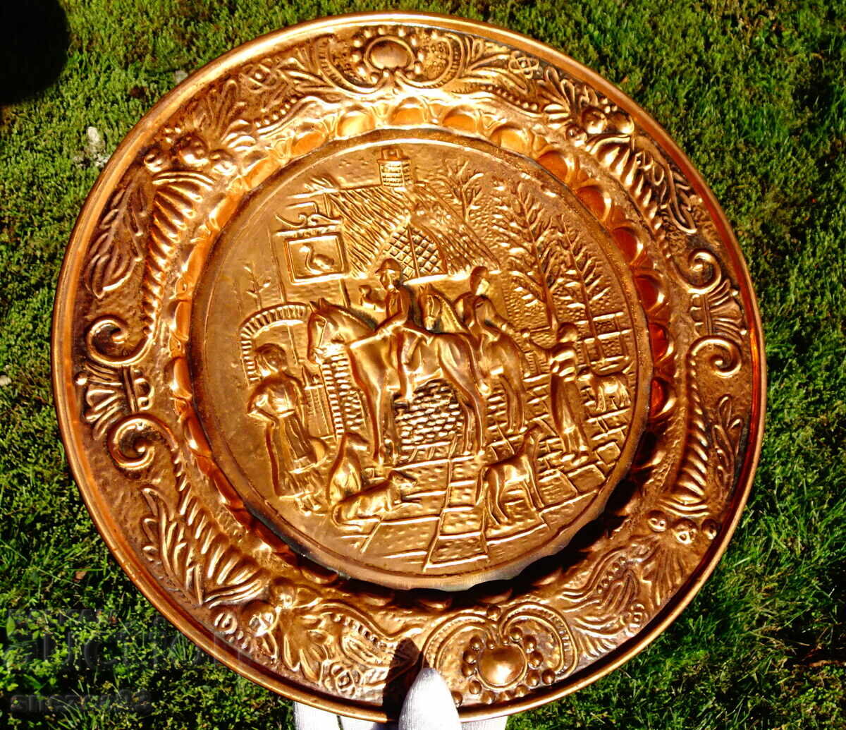 Panou de cupru, farfurie cu scenă de vânătoare în relief, călăreți, câini - 7 Panou de cupru, farfurie cu scenă de vânătoare în relief, călăreți, câini - 7