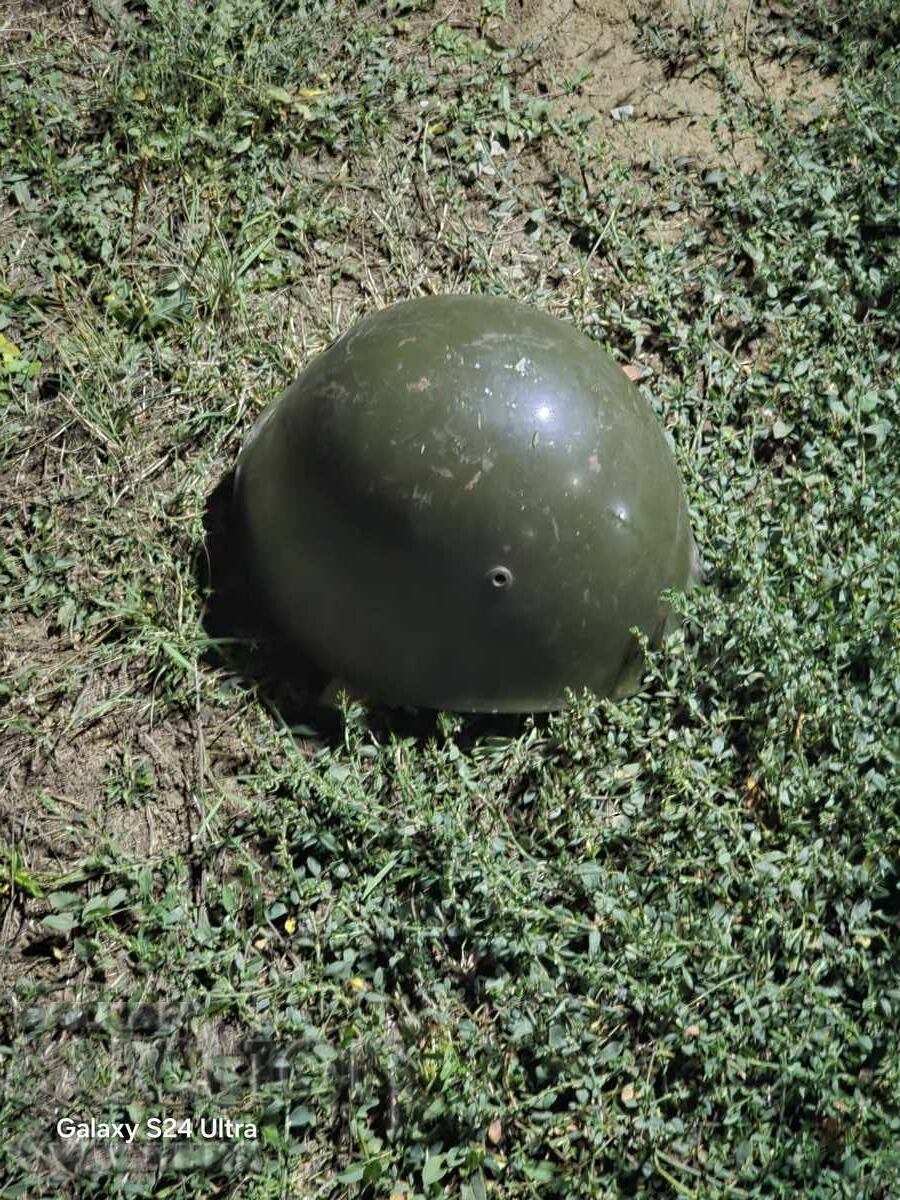 Old military helmet. I'm launching over 100 auctions from a penny with price 0.01 BGN | € 0.01 Old military helmet. I'm launching over 100 auctions from a penny with price 0.01 BGN | € 0.01