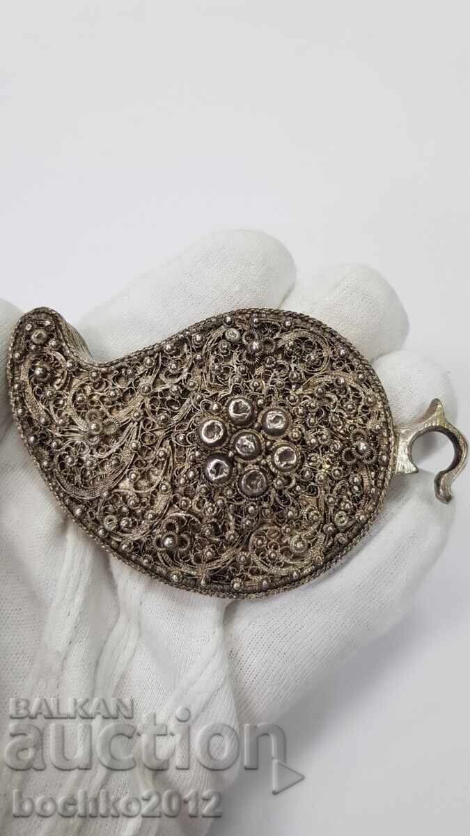 Jumătate de pafta din argint de înaltă calitate, filigran - secolul al XIX-lea