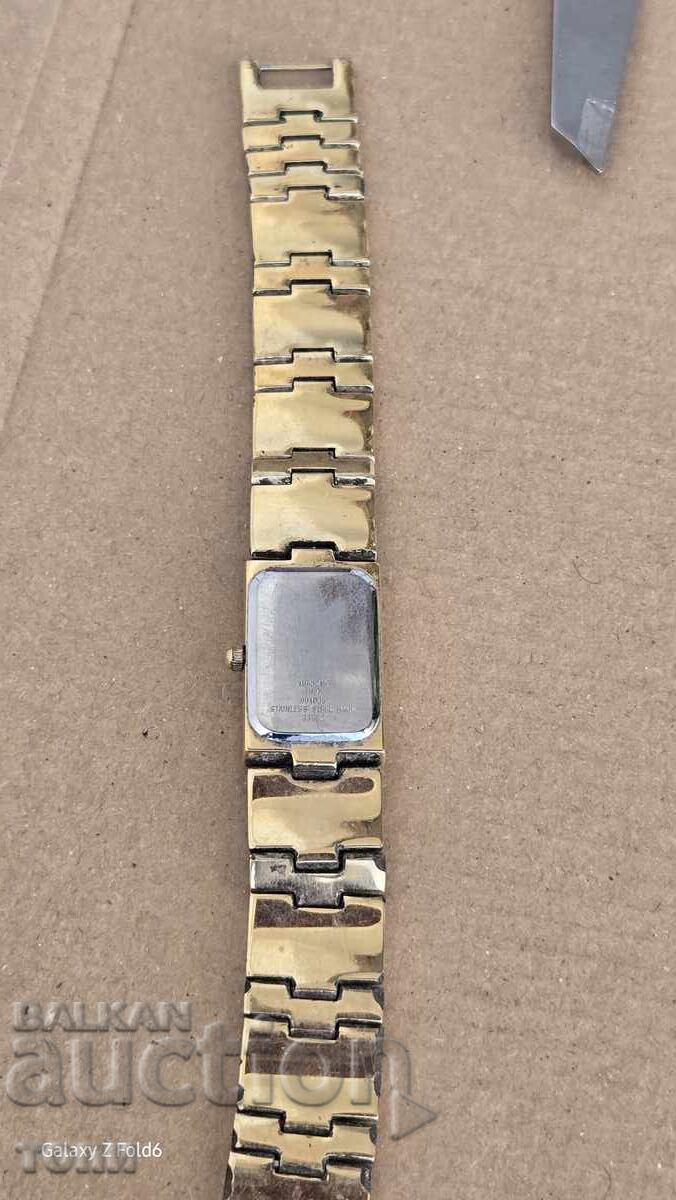 DUGENA QUARTZ ΣΠΑΝΙΟ ΕΠΙΧΡΥΣΩΜΕΝΟ ΔΕΝ ΞΕΡΩ ΑΝ ΛΕΙΤΟΥΡΓΕΙ BZC - 5 DUGENA QUARTZ ΣΠΑΝΙΟ ΕΠΙΧΡΥΣΩΜΕΝΟ ΔΕΝ ΞΕΡΩ ΑΝ ΛΕΙΤΟΥΡΓΕΙ BZC - 5