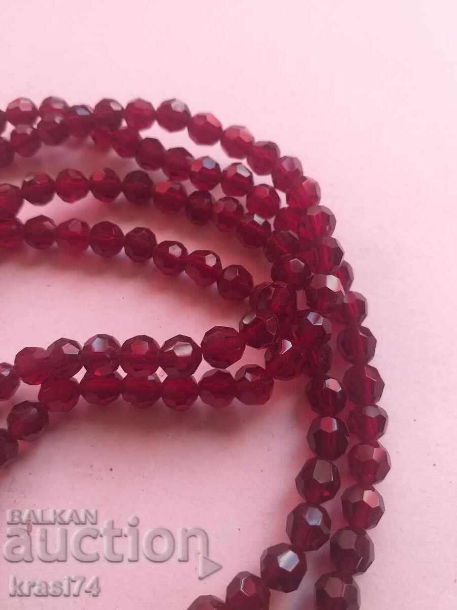 Gerdan cu preț 20.00 BGN | € 10.23 Gerdan cu preț 20.00 BGN | € 10.23