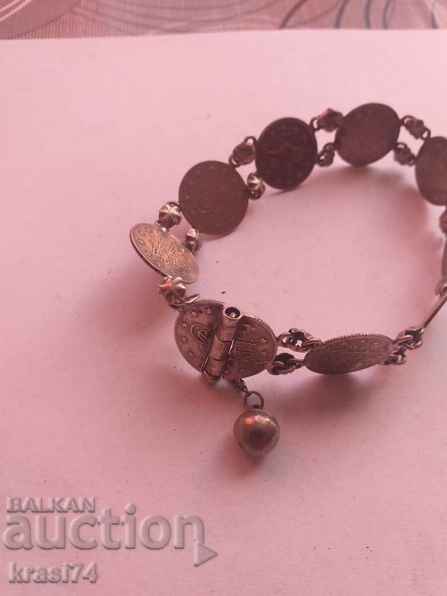 ασημένιο βραχιόλι με τιμή 50.00 BGN | € 25.56 ασημένιο βραχιόλι με τιμή 50.00 BGN | € 25.56