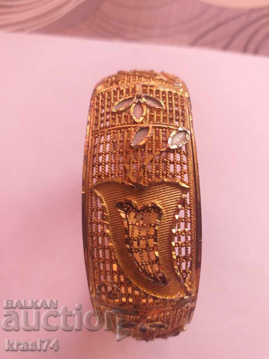 Επιχρυσωμένο βραχιόλι με τιμή 20.00 BGN | € 10.23