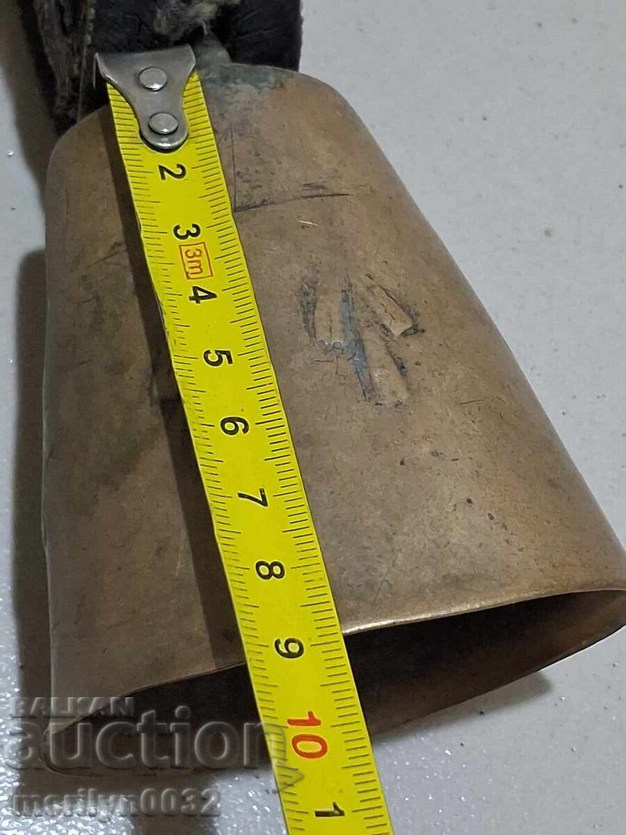 Стар бронзов чан с ремък каиш за врата хлопка, звънец - 5 Стар бронзов чан с ремък каиш за врата хлопка, звънец - 5