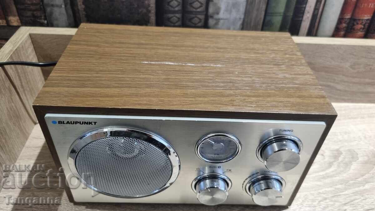 Radio with price 50.00 BGN | € 25.56 Radio with price 50.00 BGN | € 25.56