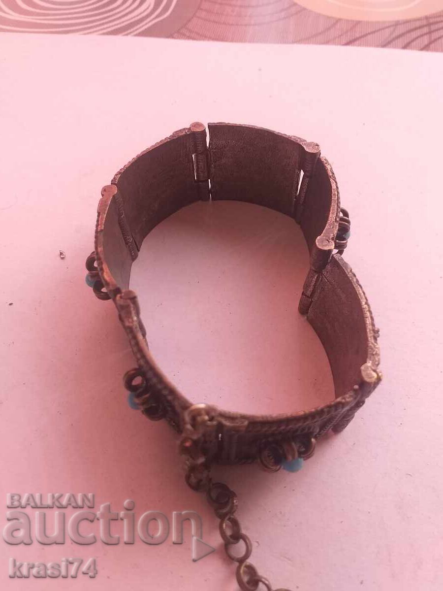 Brăţară cu preț 35.00 BGN | € 17.90